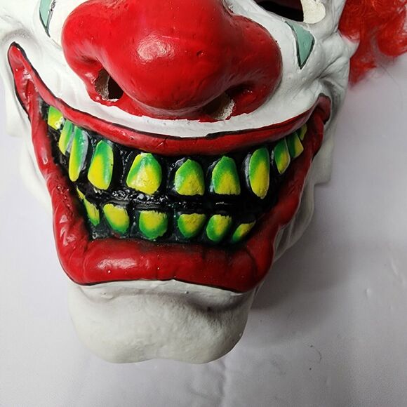 Scary Clown foam mask SPIRIT Halloween Creepy Evil Scary red hair evil scary IT - Picture 3 of 7